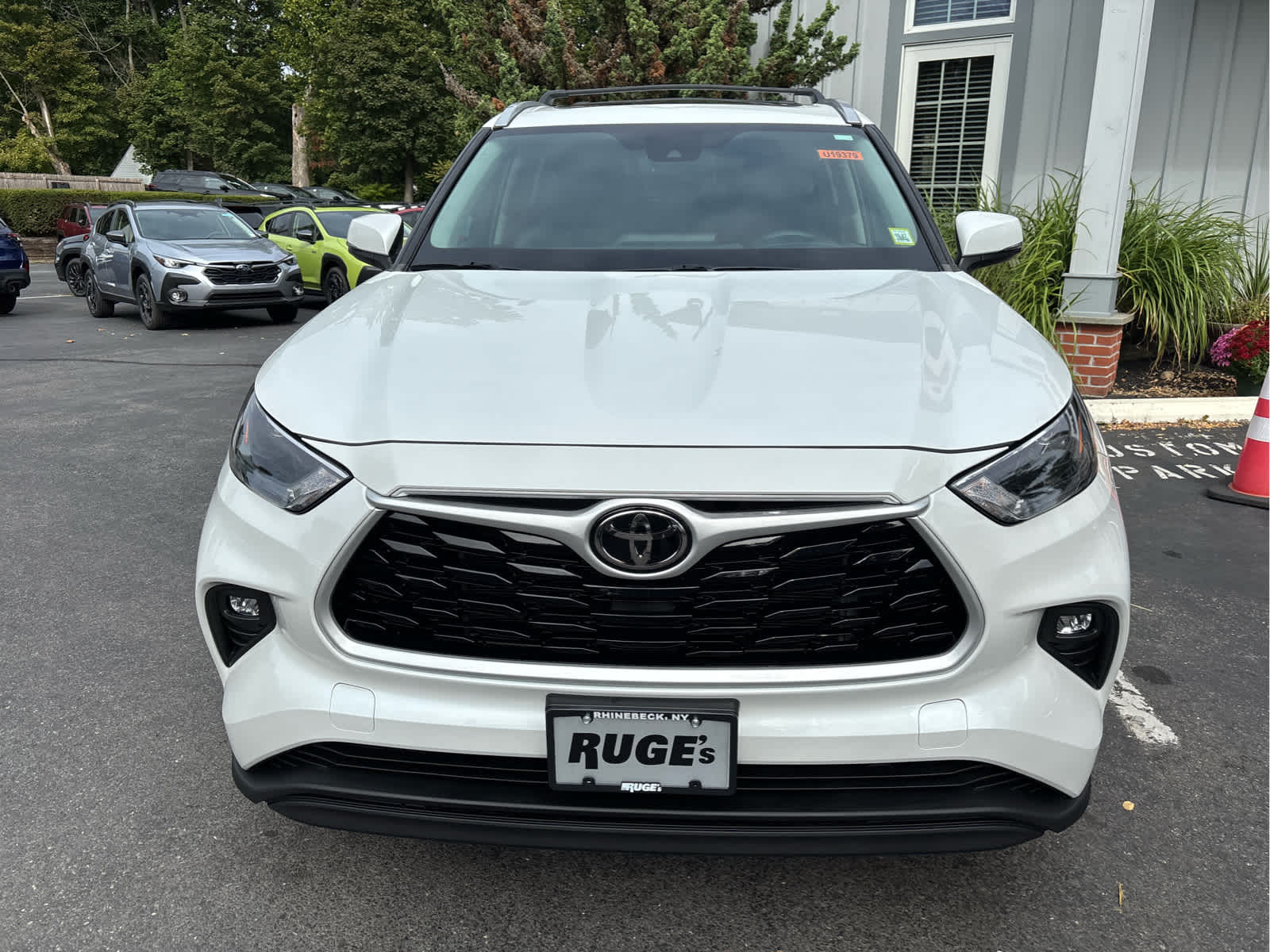 2023 Toyota Highlander XLE