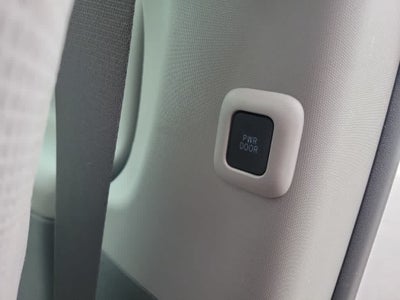 2018 Toyota Sienna LE