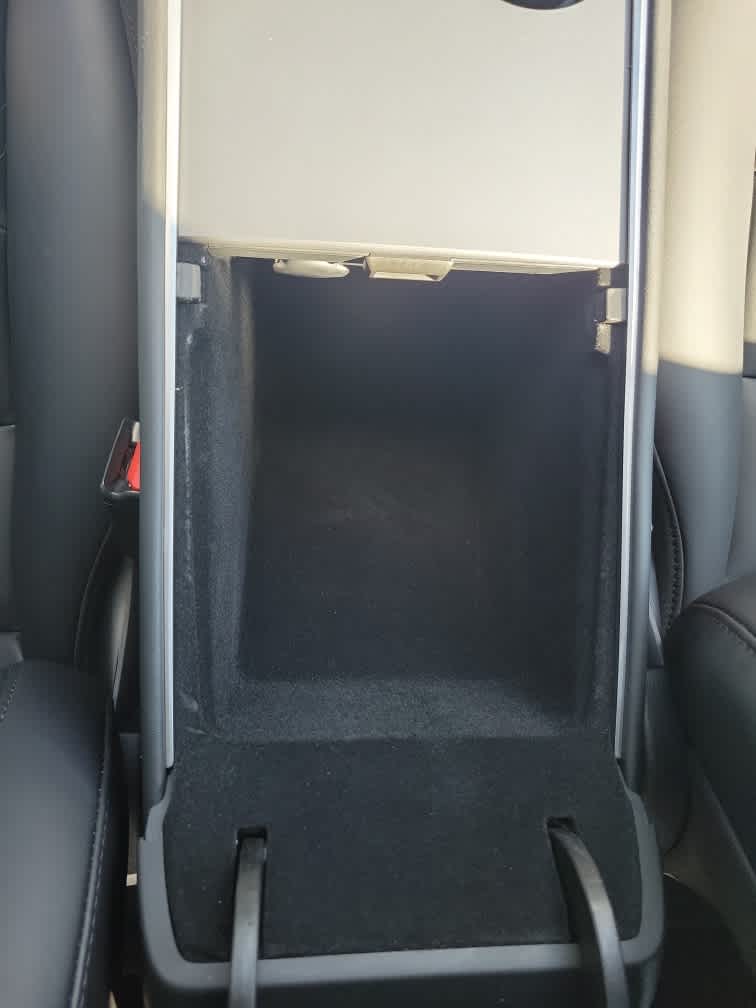 2023 Tesla Model Y AWD