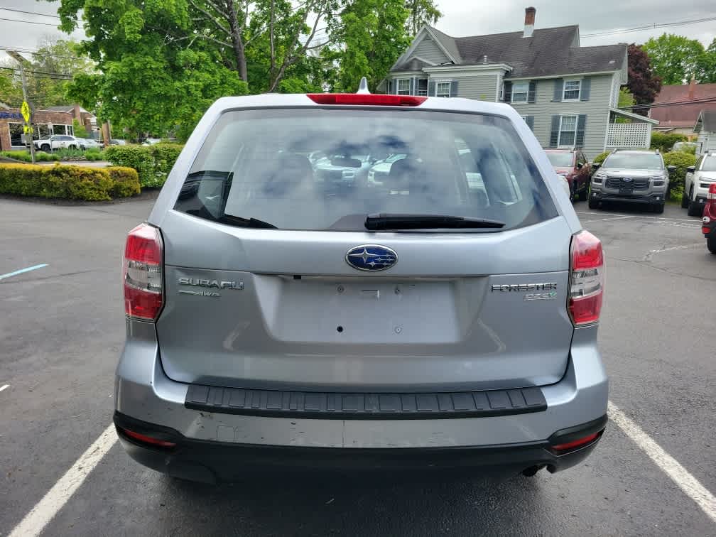 2016 Subaru Forester 2.5i