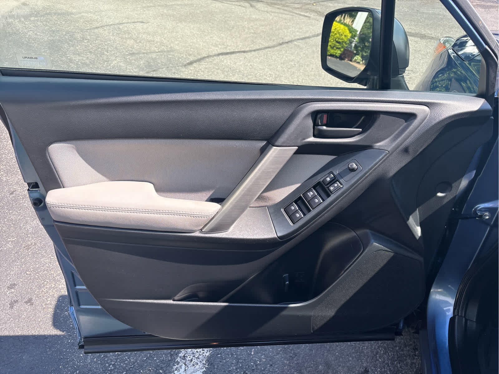 2016 Subaru Forester 2.5i