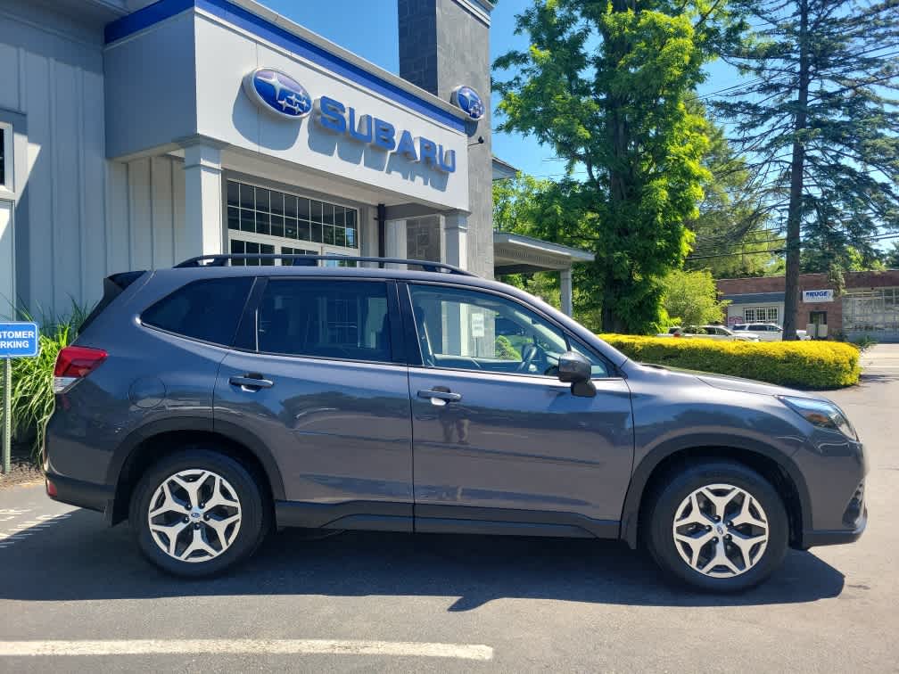 2024 Subaru Forester Premium