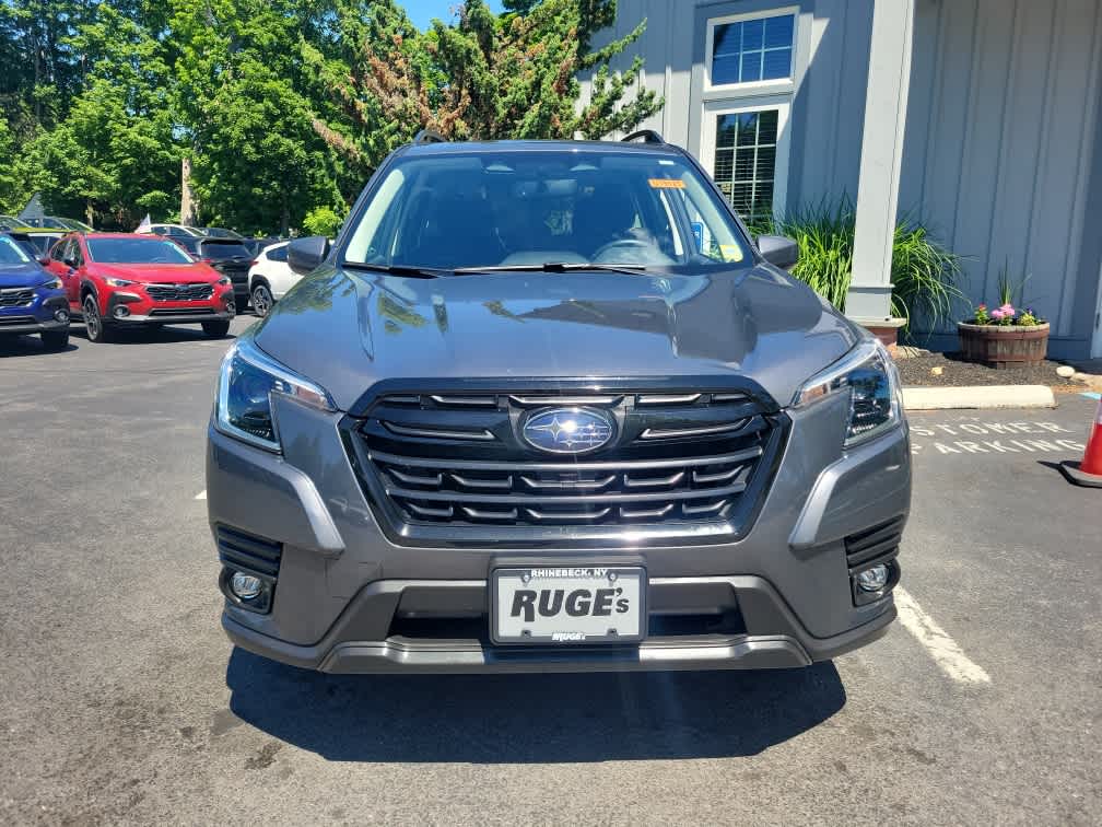 2024 Subaru Forester Premium