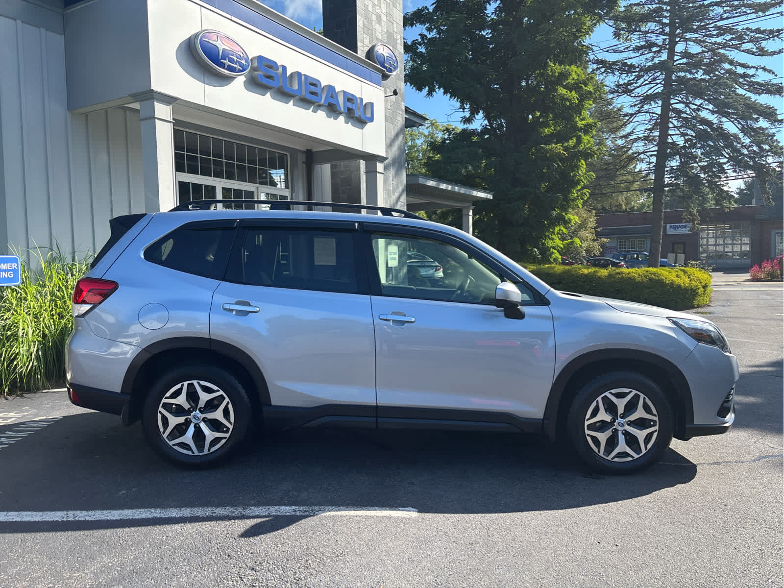 2024 Subaru Forester Premium