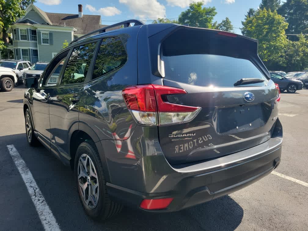 2022 Subaru Forester Premium
