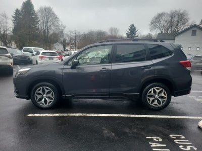 2023 Subaru Forester Premium