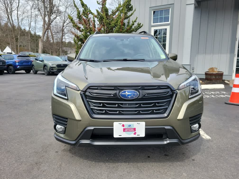 2023 Subaru Forester Premium