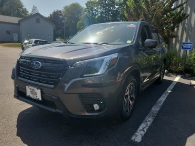 2024 Subaru Forester Premium