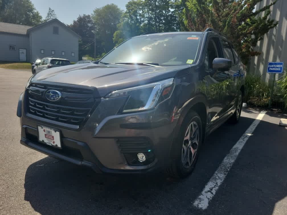2024 Subaru Forester Premium