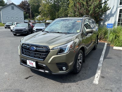 2023 Subaru Forester Premium