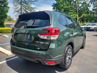 2023 Subaru Forester Premium