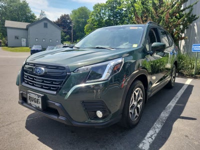2023 Subaru Forester Premium