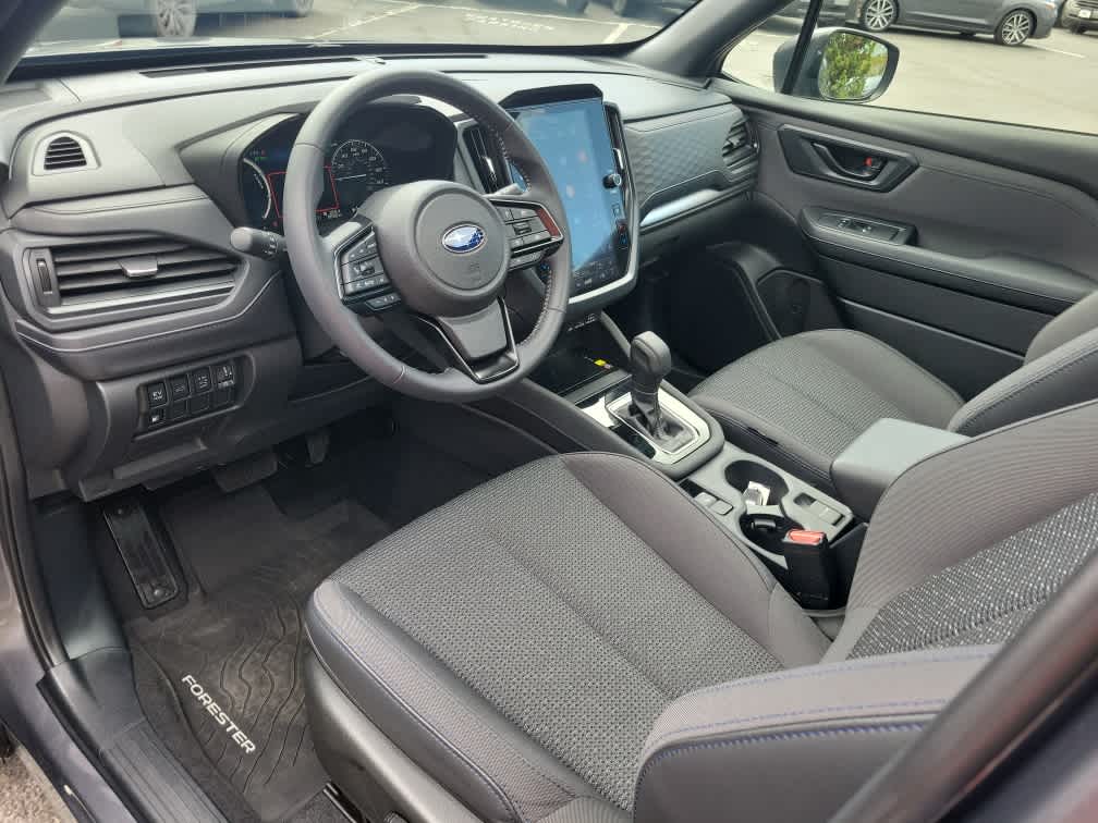 2025 Subaru Forester Premium Hybrid