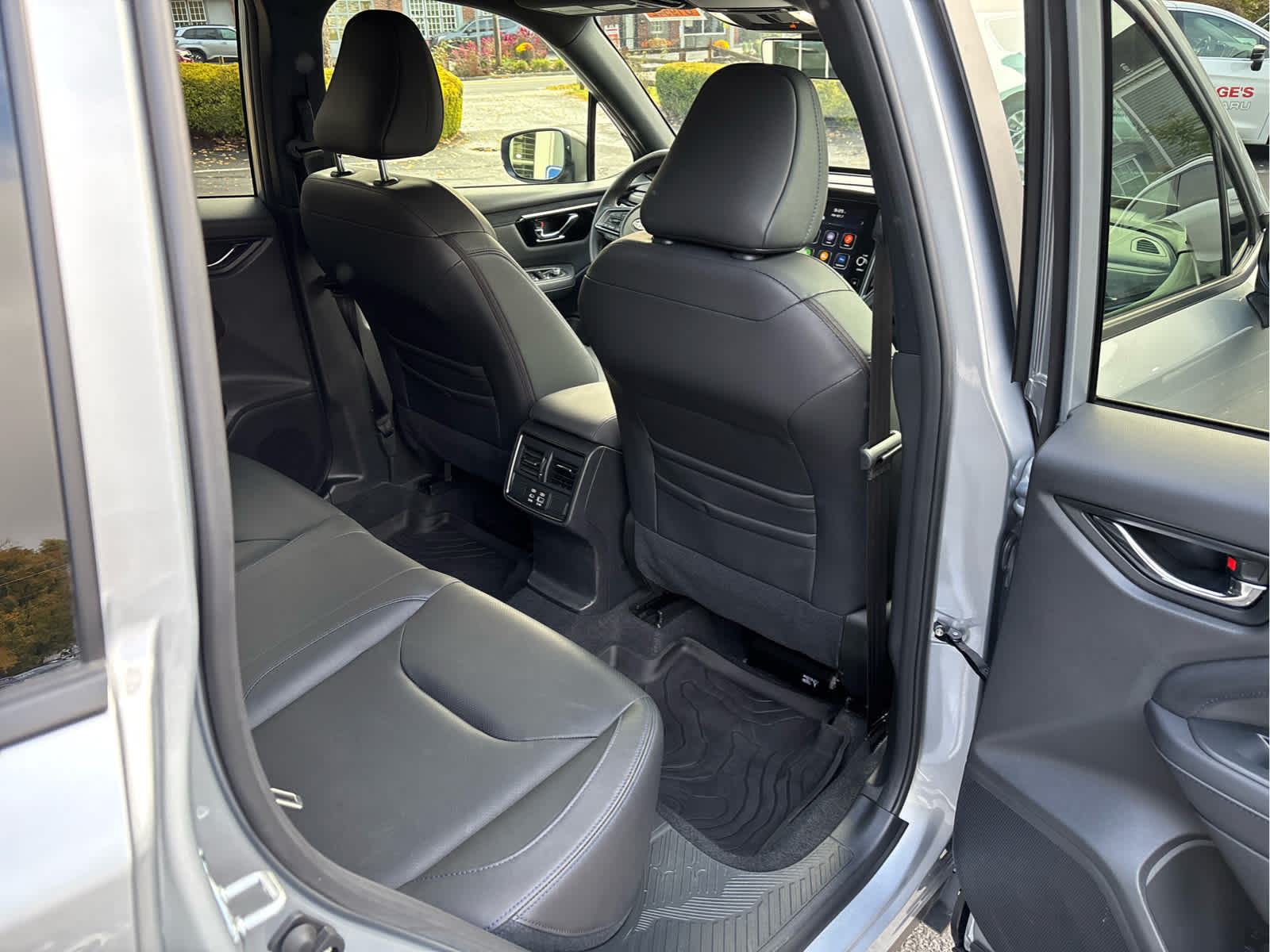 2025 Subaru Forester Limited Hybrid