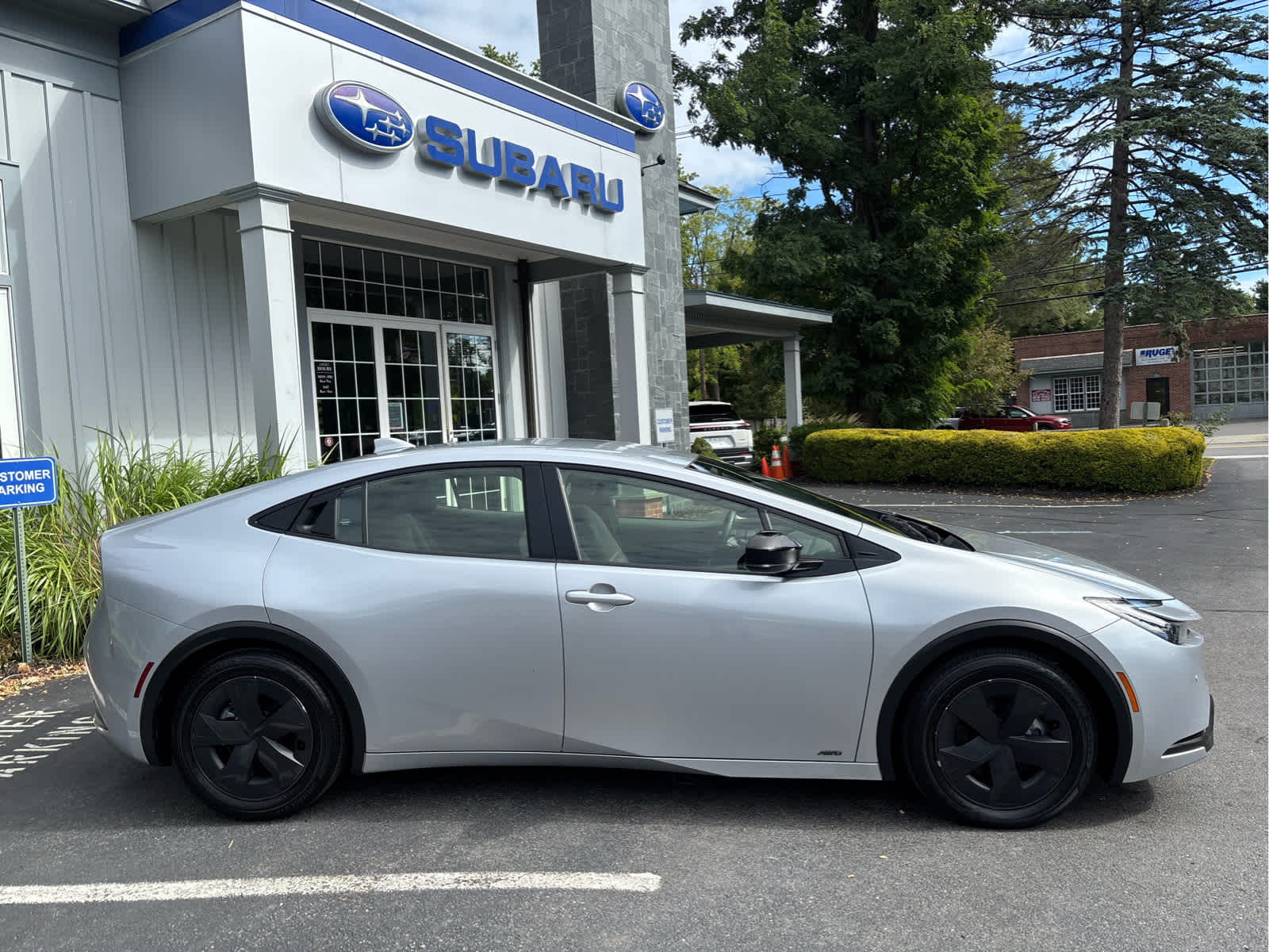 2024 Toyota Prius LE
