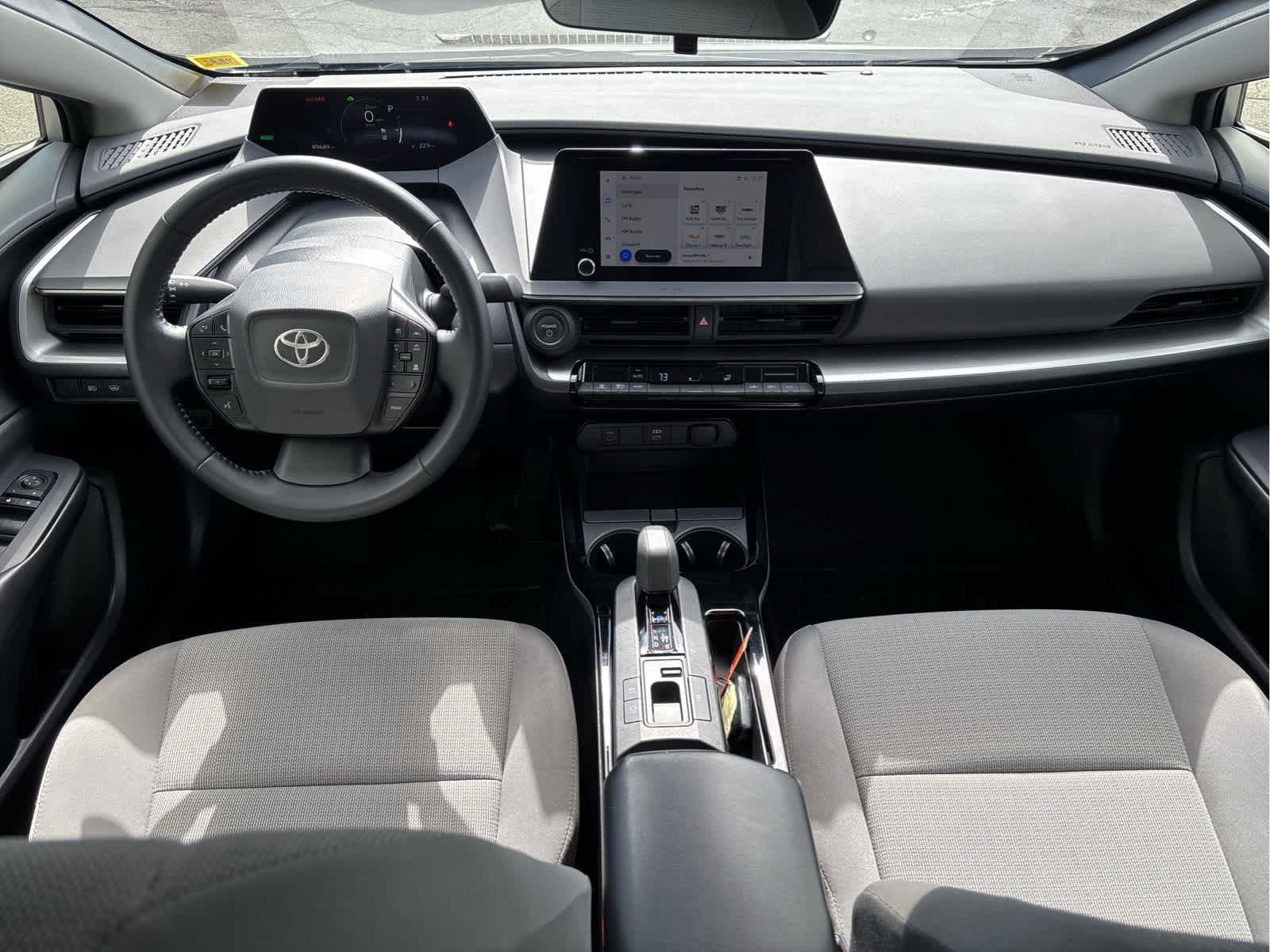 2024 Toyota Prius LE