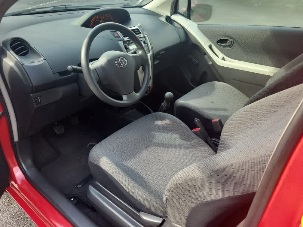 2010 Toyota Yaris Base