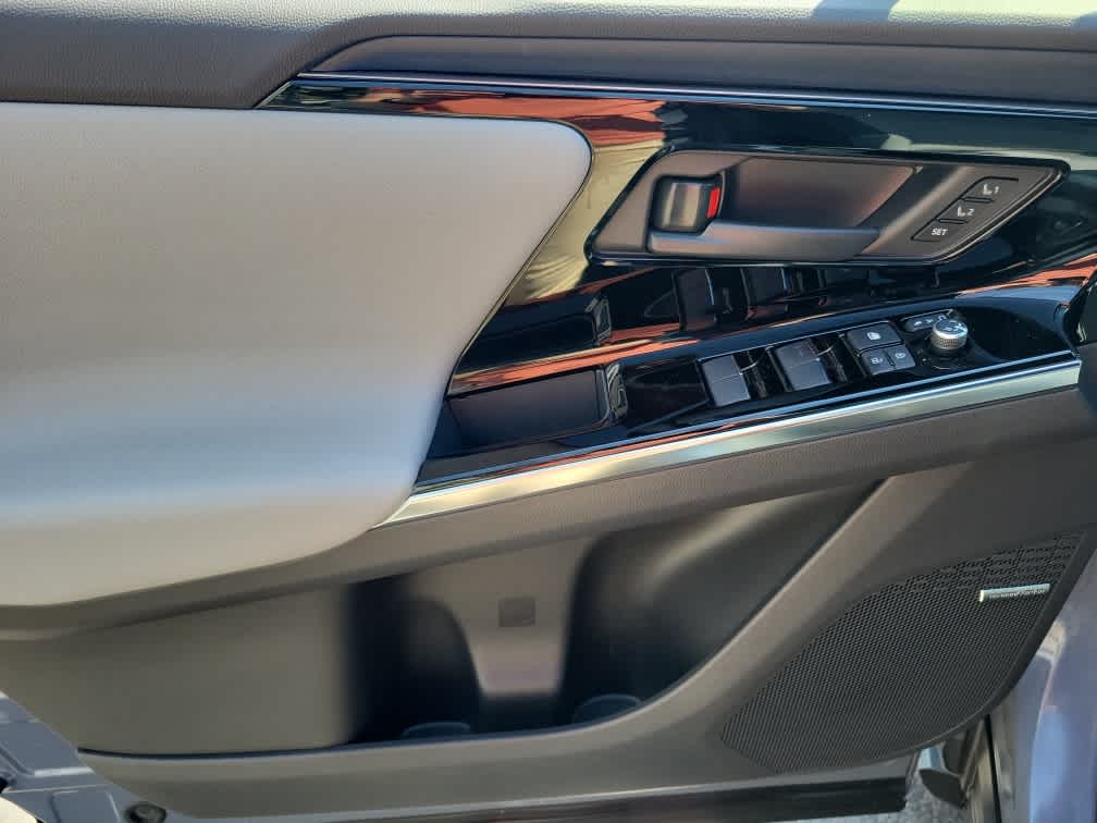 2023 Subaru Solterra Limited