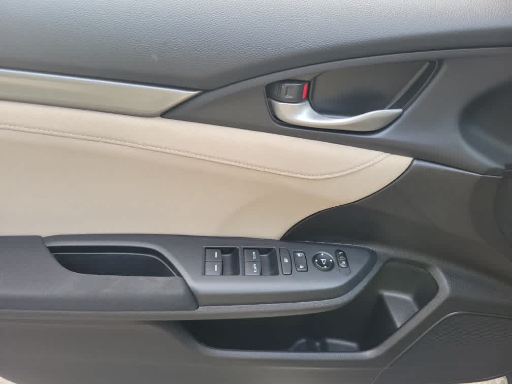 2019 Honda Civic Hatchback EX