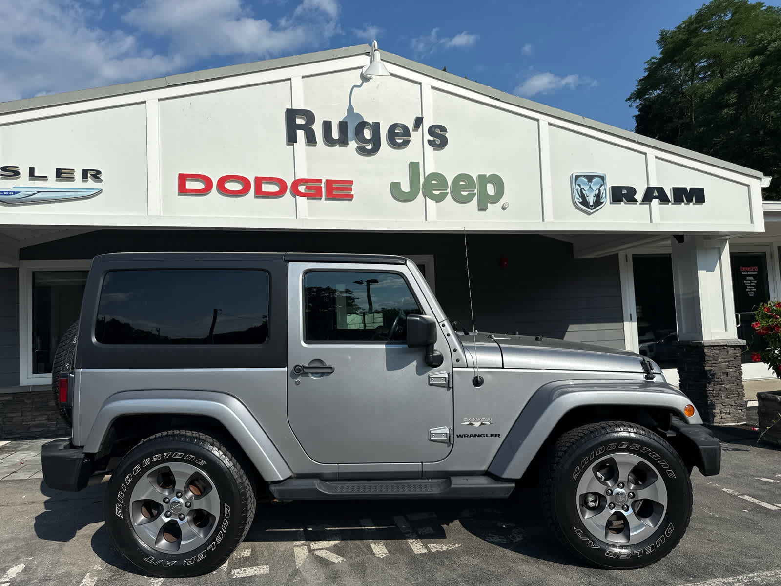 2017 Jeep Wrangler Sahara