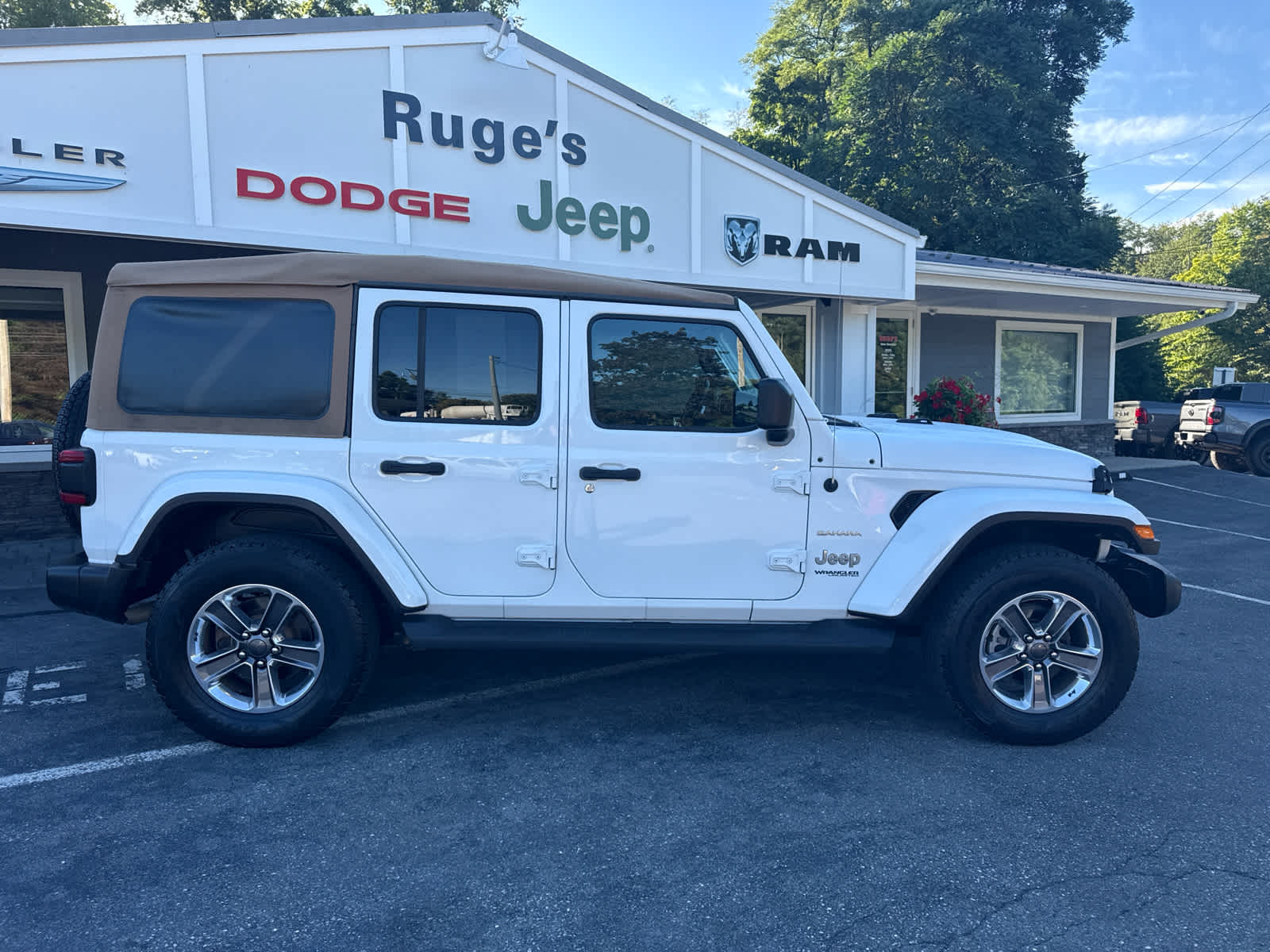 2021 Jeep Wrangler Unlimited Sahara