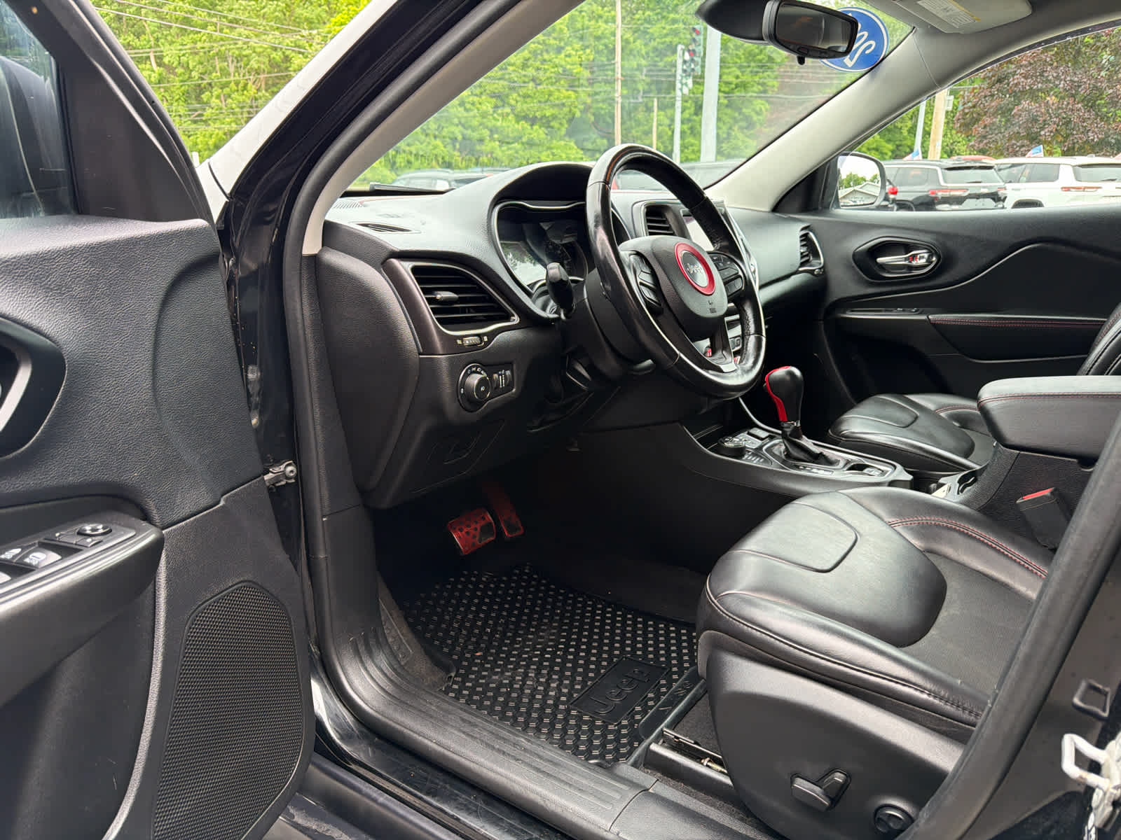 2021 Jeep Cherokee Trailhawk