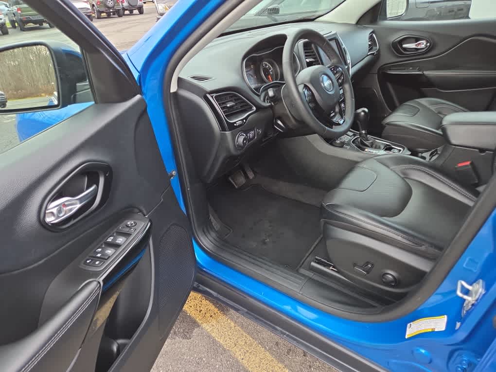 2023 Jeep Cherokee Altitude Lux