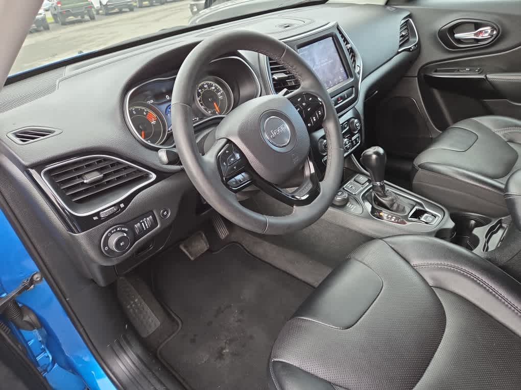 2023 Jeep Cherokee Altitude Lux