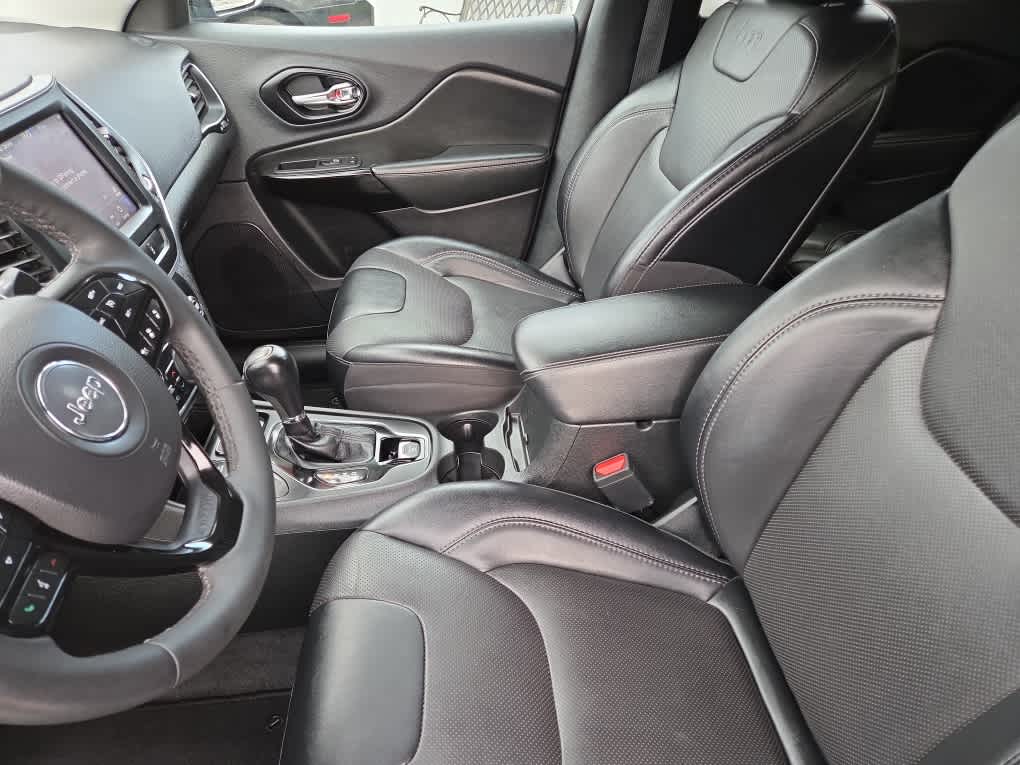 2023 Jeep Cherokee Altitude Lux