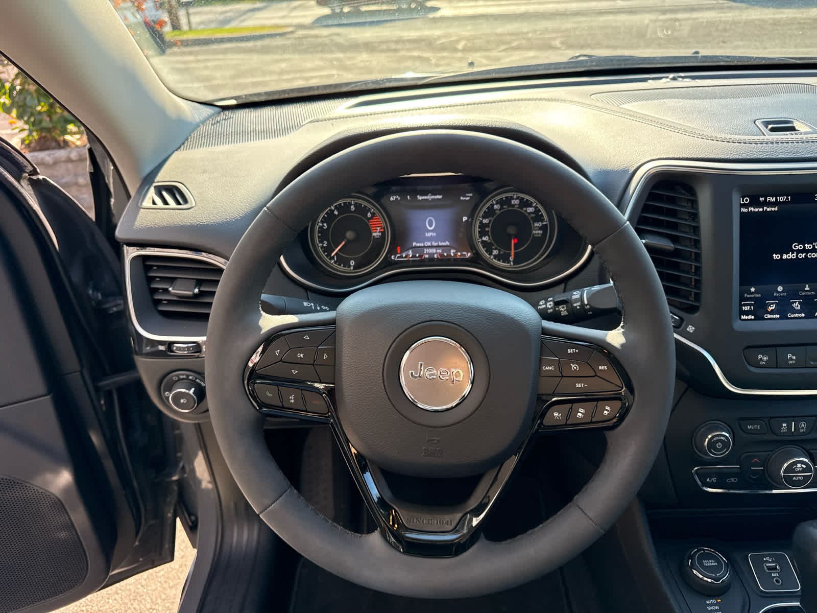 2023 Jeep Cherokee Altitude Lux