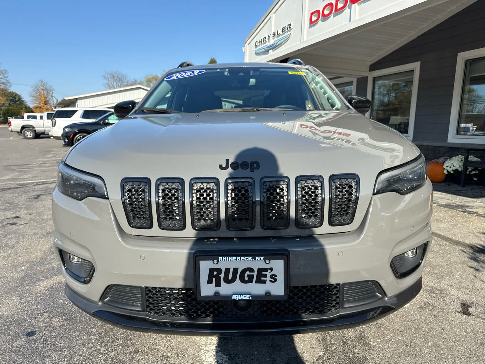 2023 Jeep Cherokee Altitude Lux