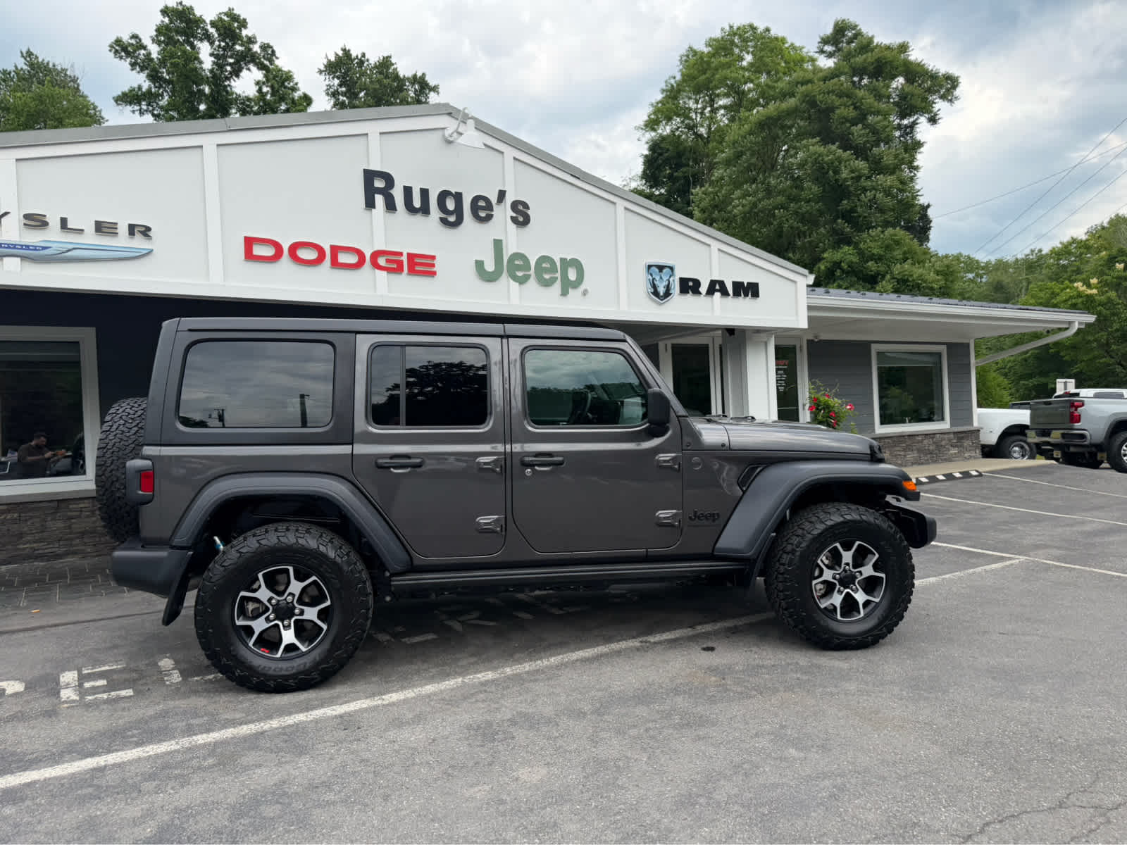 2024 Jeep Wrangler Sport S