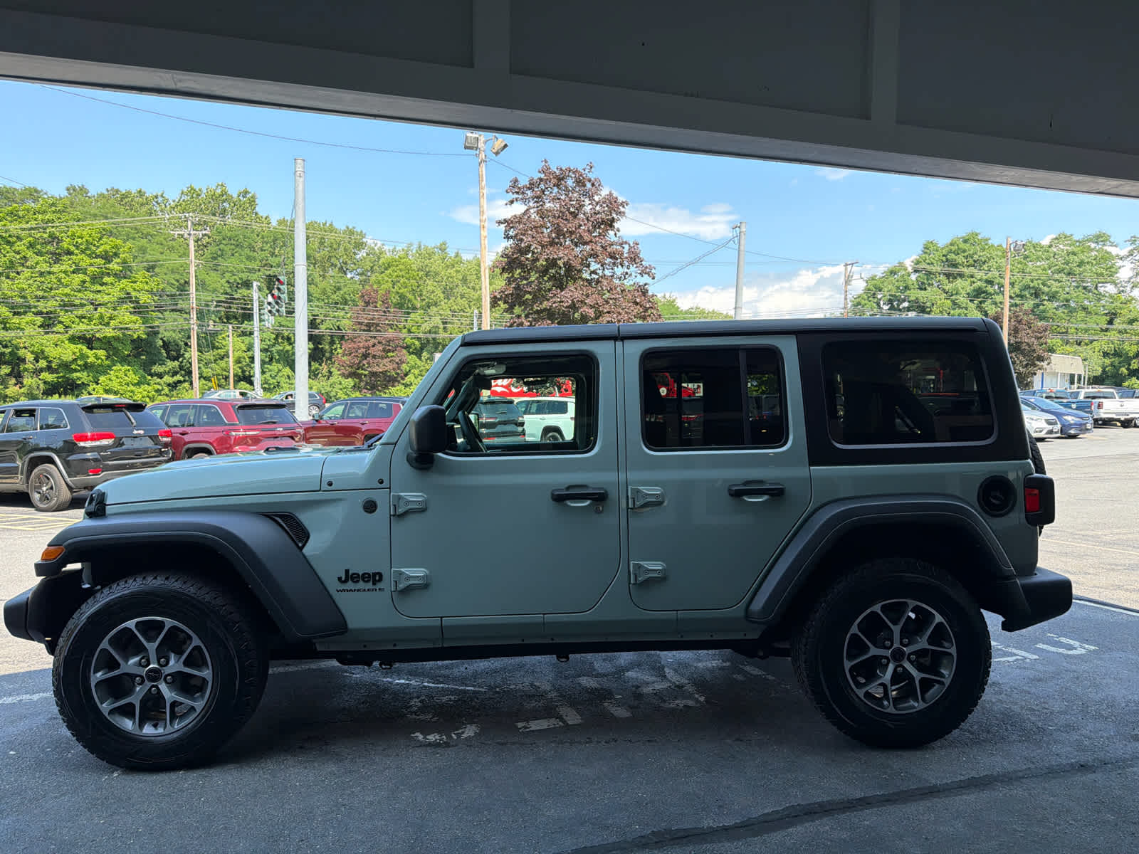 2024 Jeep Wrangler Sport S
