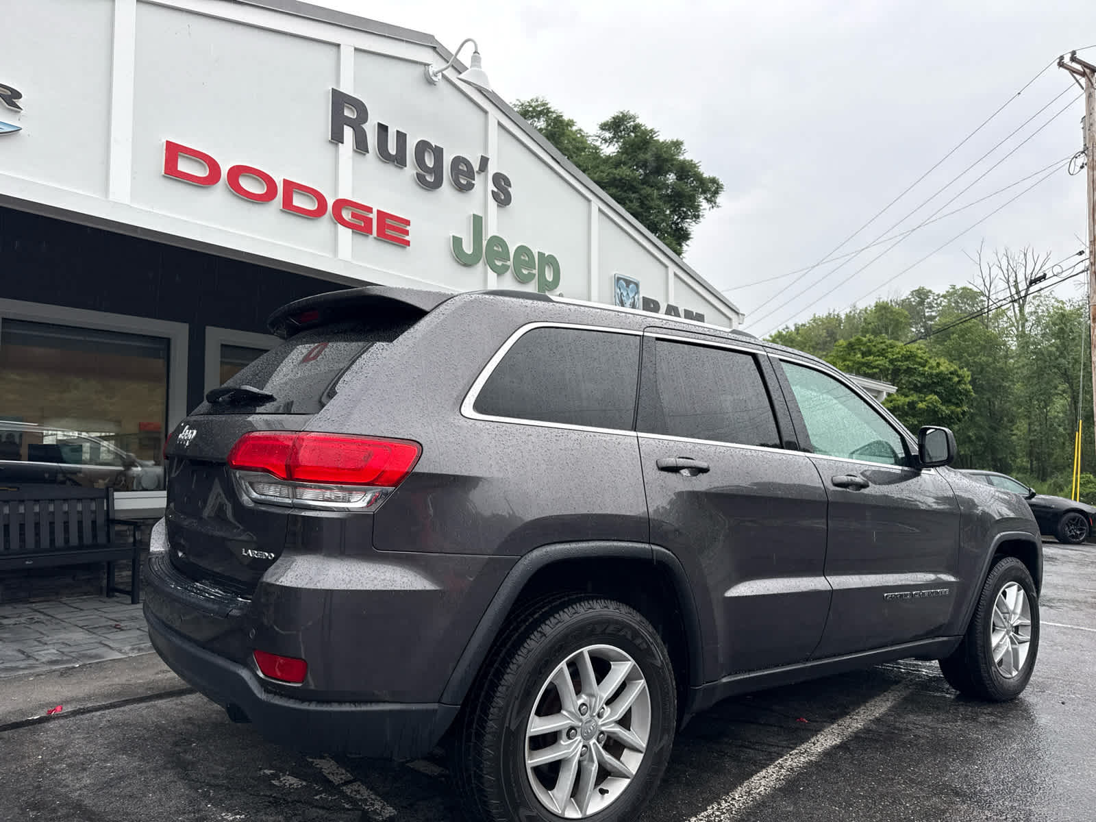 2017 Jeep Grand Cherokee Laredo