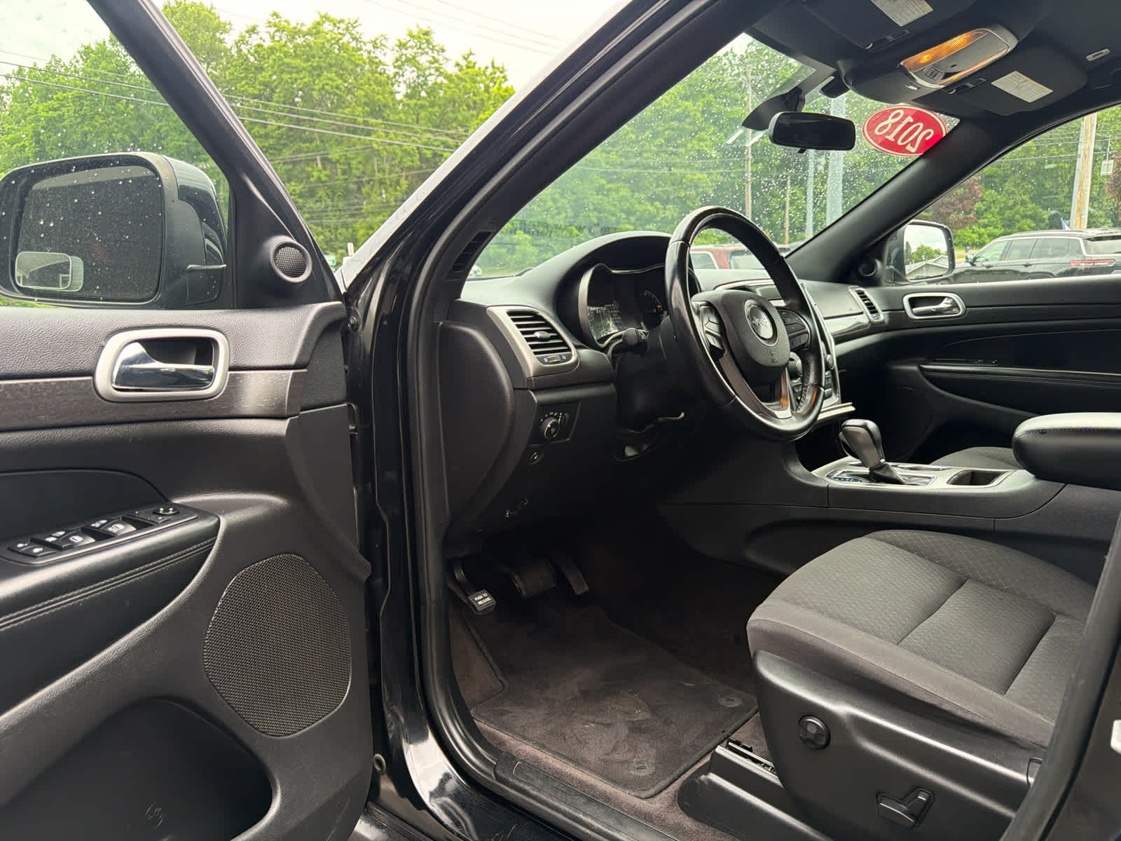 2018 Jeep Grand Cherokee Laredo E