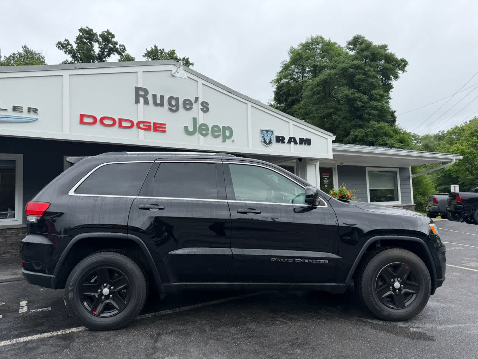 2018 Jeep Grand Cherokee Laredo E