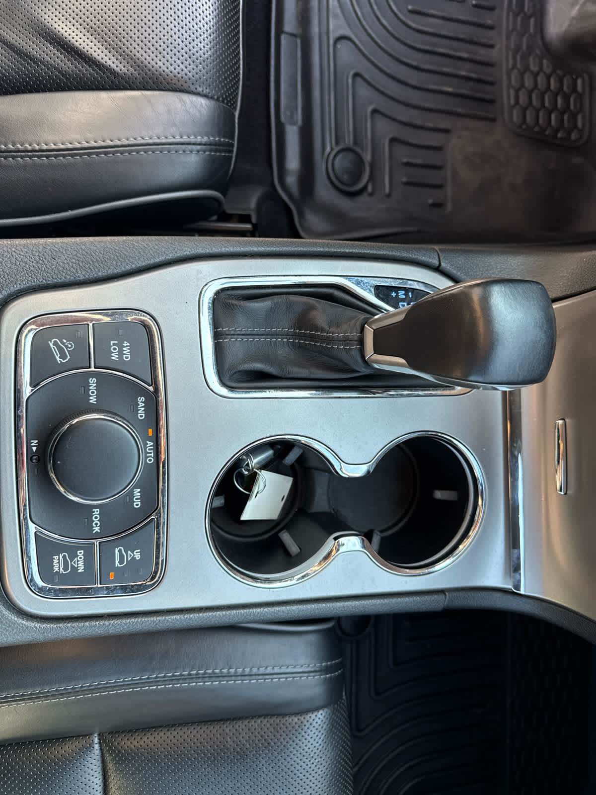 2020 Jeep Grand Cherokee Overland