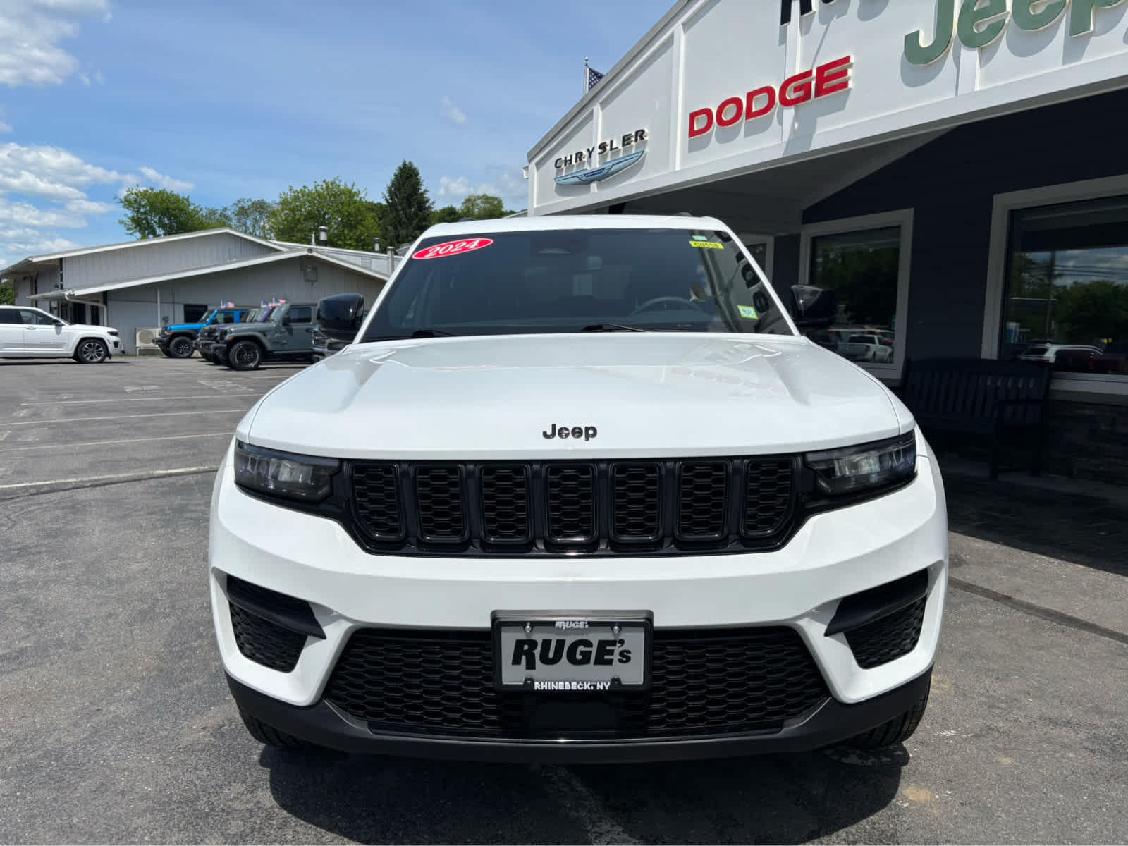 2024 Jeep Grand Cherokee Altitude