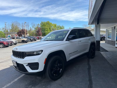 2023 Jeep Grand Cherokee Altitude