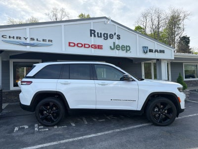 2023 Jeep Grand Cherokee Altitude