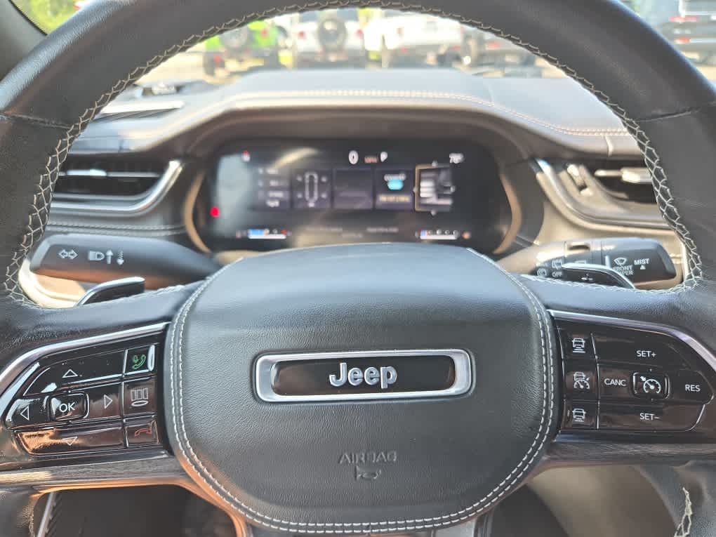 2022 Jeep Grand Cherokee Overland