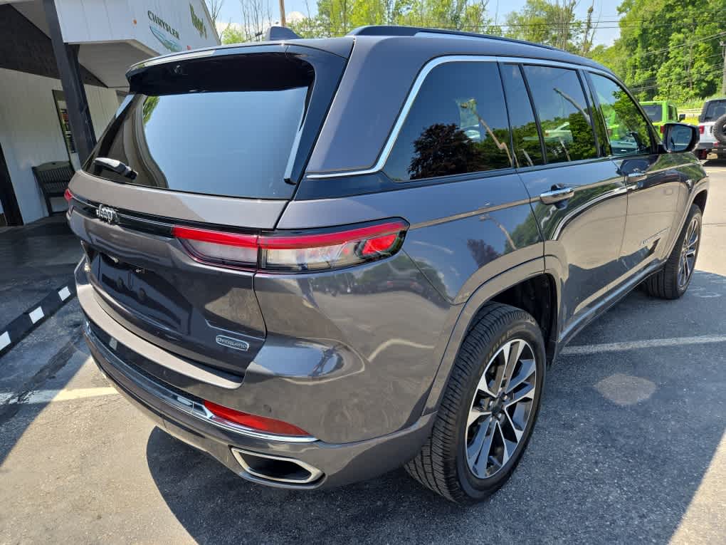2022 Jeep Grand Cherokee Overland