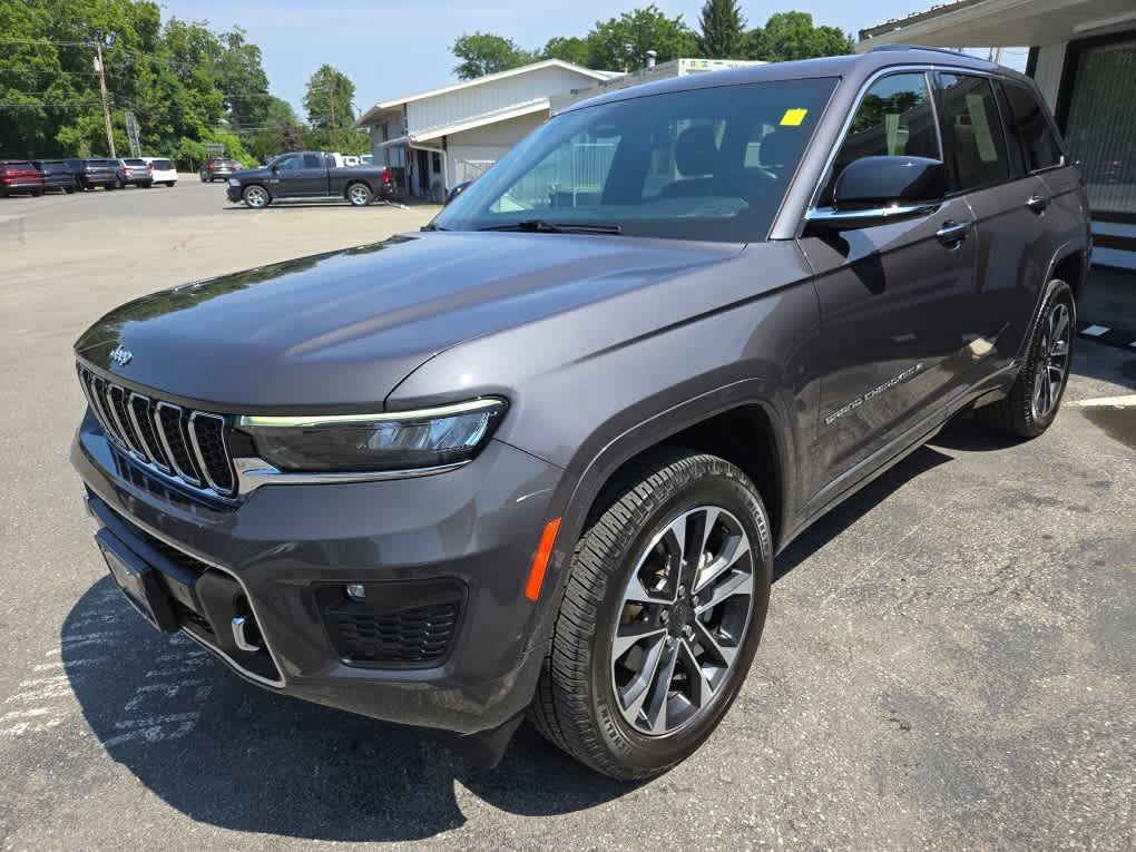 2022 Jeep Grand Cherokee Overland