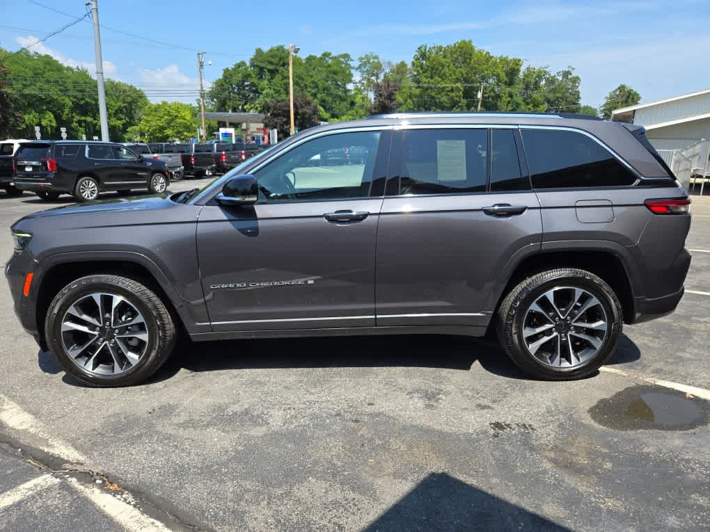 2022 Jeep Grand Cherokee Overland