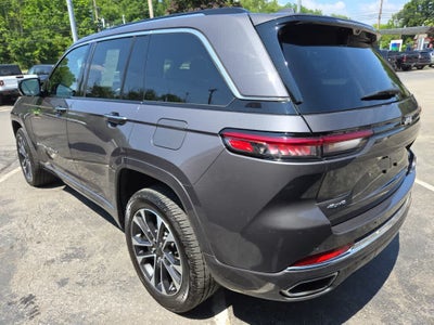 2022 Jeep Grand Cherokee Overland