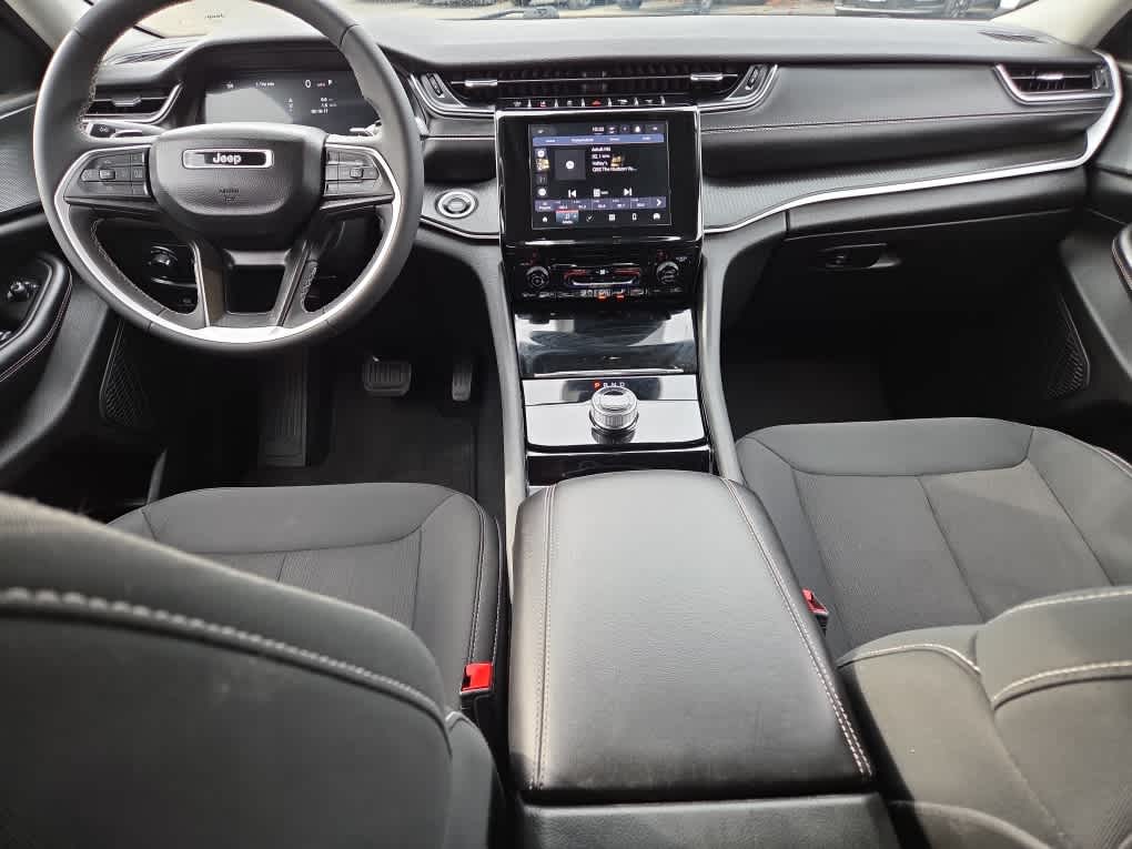 2023 Jeep Grand Cherokee L Laredo