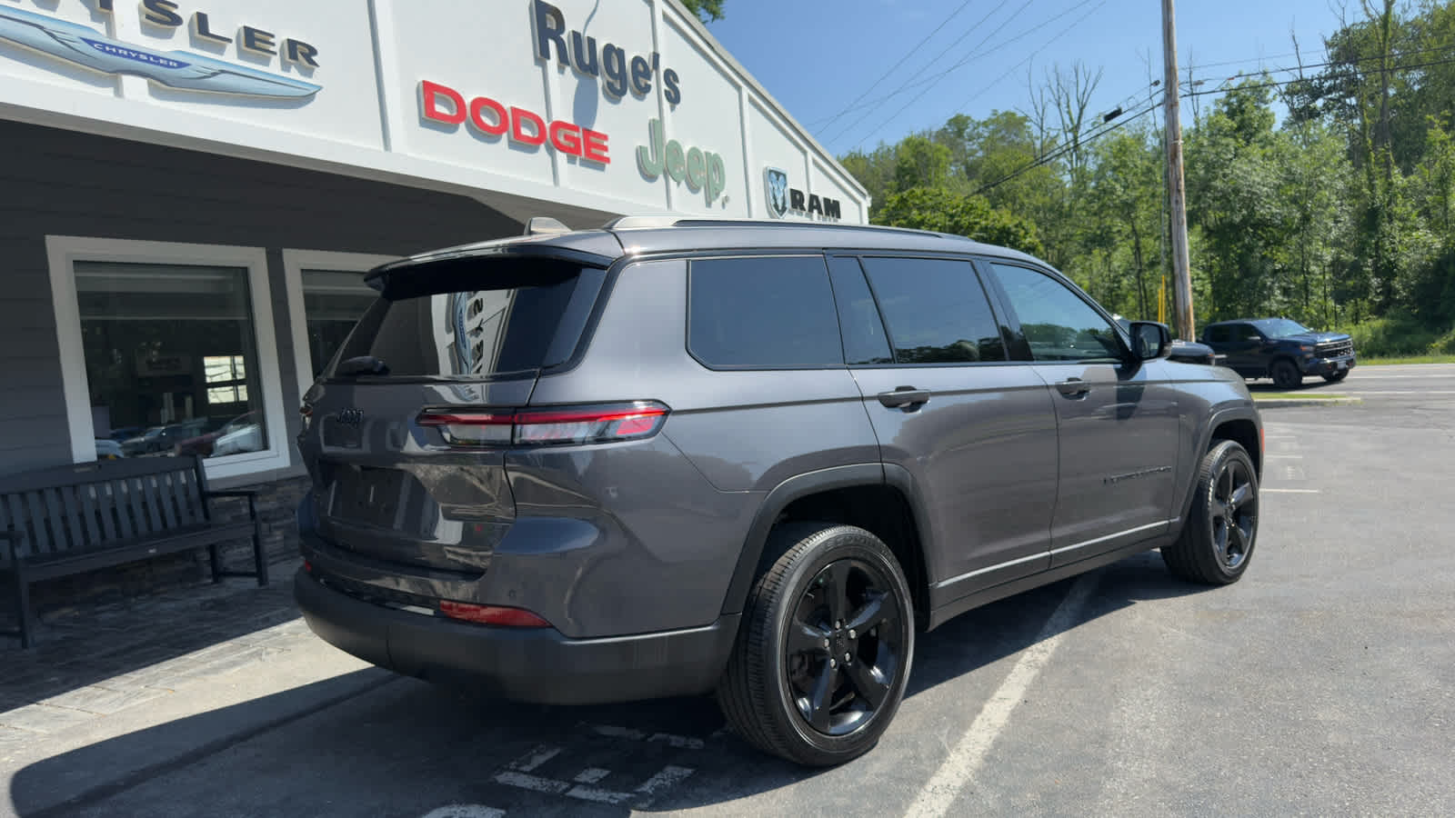 2023 Jeep Grand Cherokee L Altitude