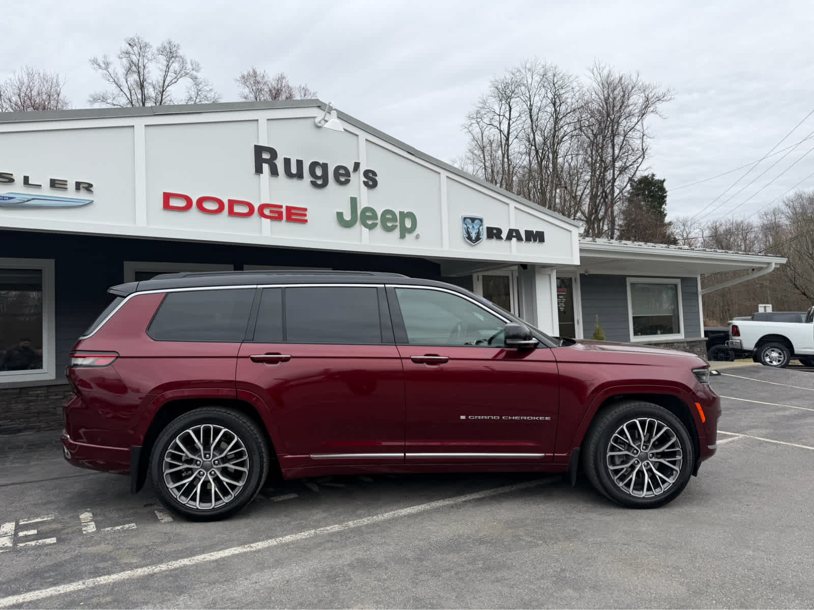 2025 Jeep Grand Cherokee L Summit Reserve