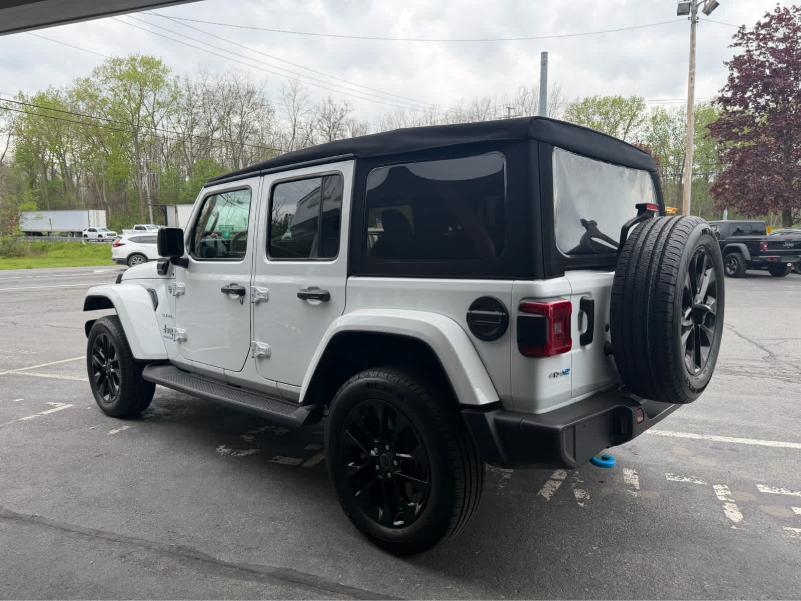 2024 Jeep Wrangler 4xe Sahara