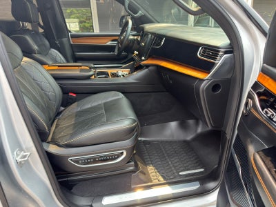 2023 Jeep Grand Wagoneer L Series III